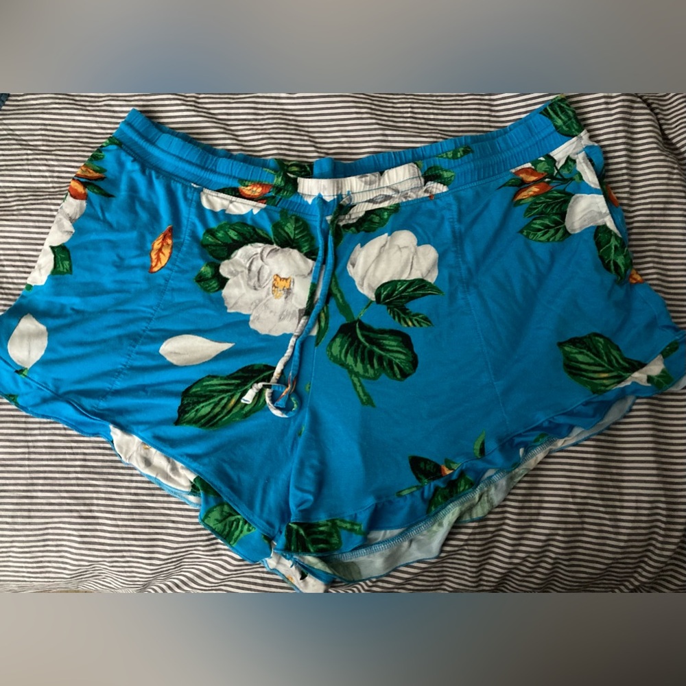 SOMA Cool Nights Ruffle Shorts